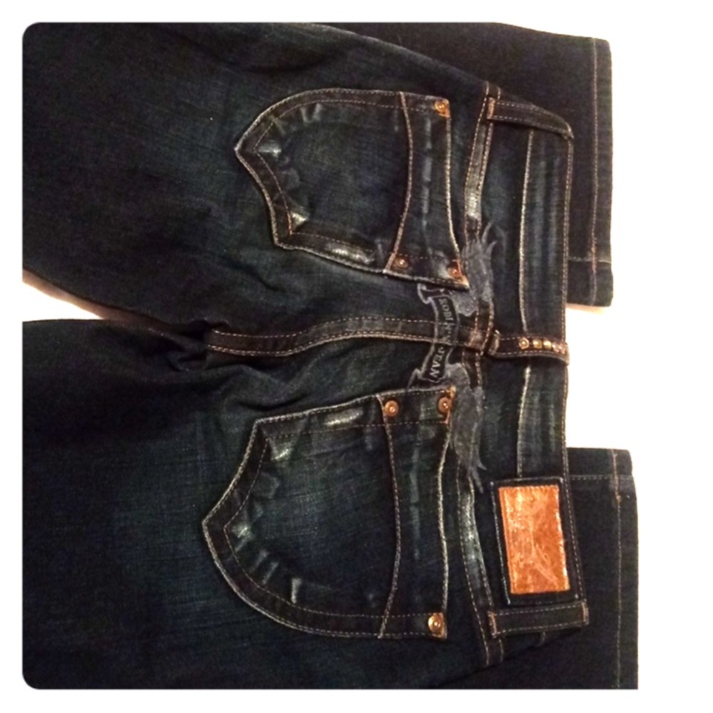 Dark Wash Robins Jeans. Size 26